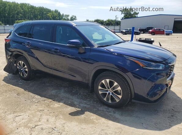 5TDHZRBH8MS104903 2021 TOYOTA HIGHLANDER Blue Przód prawy