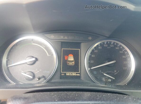 5TDJGRFH0JS040062 2018 TOYOTA HIGHLANDER Black Instrument cluster view