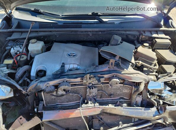 5TDJGRFH3JS047247 2018 TOYOTA HIGHLANDER Gray Rear interior view
