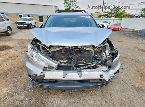 5TDJKRFH2GS243235 2016 TOYOTA HIGHLANDER Серебряный Вид спереди
