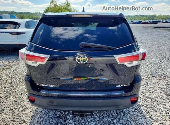 5TDJKRFH3GS334417 2016 TOYOTA HIGHLANDER Черный Вид сзади