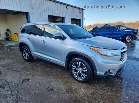 5TDJKRFH8GS255759 2016 TOYOTA HIGHLANDER Silver Delantero derecho