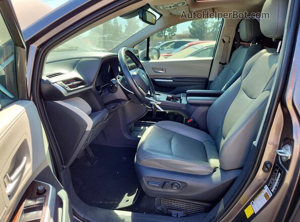 5TDJRKEC5MS003911 2021 TOYOTA SIENNA Gray Widok wnętrza z przodu
