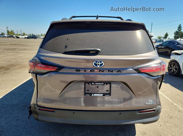 5TDJRKEC5MS003911 2021 TOYOTA SIENNA Gray Widok z tyłu