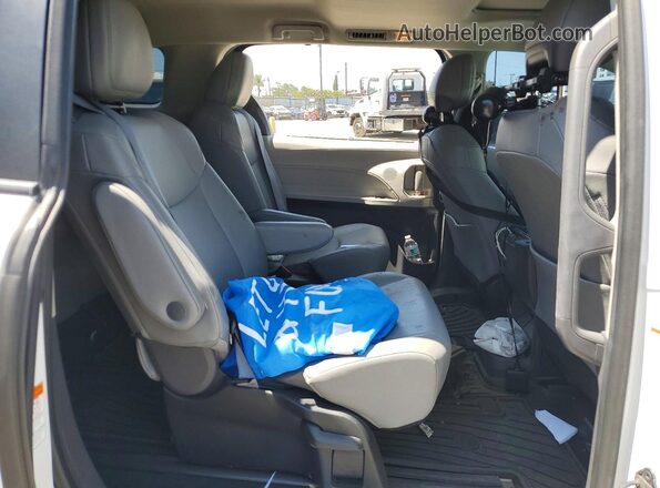 5TDJRKEC5PS153201 2023 TOYOTA SIENNA Белый Вид задней части салона