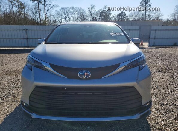 5TDJRKEC6SS248648 2025 TOYOTA SIENNA Silver Front view
