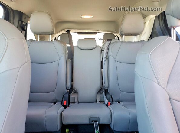 5TDJRKEC6SS248648 2025 TOYOTA SIENNA Silver Rear seats view