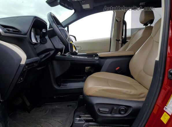 5TDJRKEC7MS051846 2021 TOYOTA SIENNA Красный Вид салона спереди
