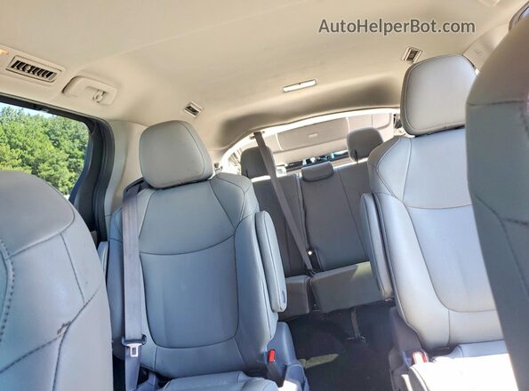 5TDJRKEC8MS046137 2021 TOYOTA SIENNA Gray უკანა სავარძლების ხედი