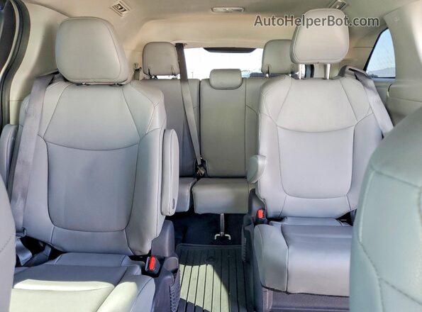 5TDJRKEC8NS084159 2022 TOYOTA SIENNA White Rear seats view