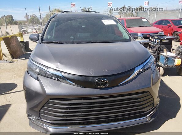 5TDJRKEC8RS186681 2024 TOYOTA SIENNA Gray Instrument cluster view
