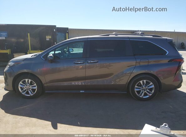 5TDJRKEC8RS186681 2024 TOYOTA SIENNA Gray 360 interior view