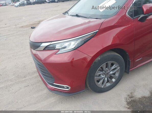 5TDJSKFC4MS023943 2021 TOYOTA SIENNA Red უკანა სალონის ხედი