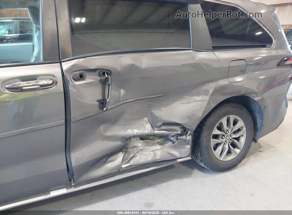5TDJSKFCXMS019847 2021 TOYOTA SIENNA Серый Вид спереди