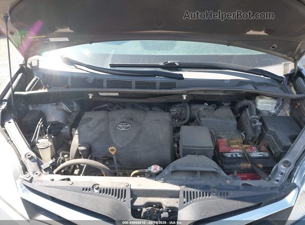 5TDJZ3DC3LS228110 2020 TOYOTA SIENNA Gray Rear view