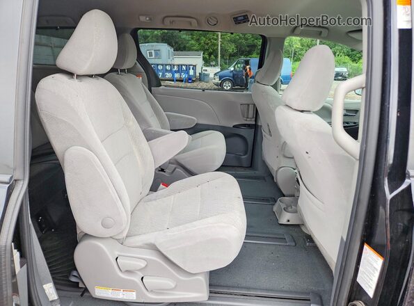 5TDJZ3DC8LS228104 2020 TOYOTA SIENNA Black უკანა სალონის ხედი