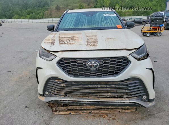 5TDJZRBH2MS059216 2021 TOYOTA HIGHLANDER Белый Вид спереди