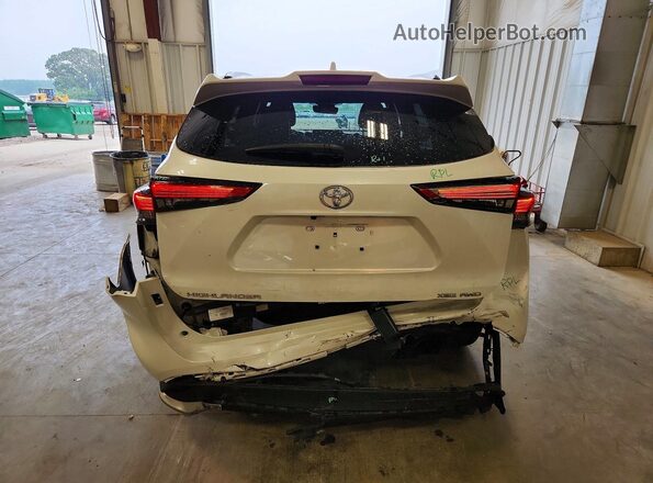 5TDJZRBH2MS073648 2021 TOYOTA HIGHLANDER White Vista trasera