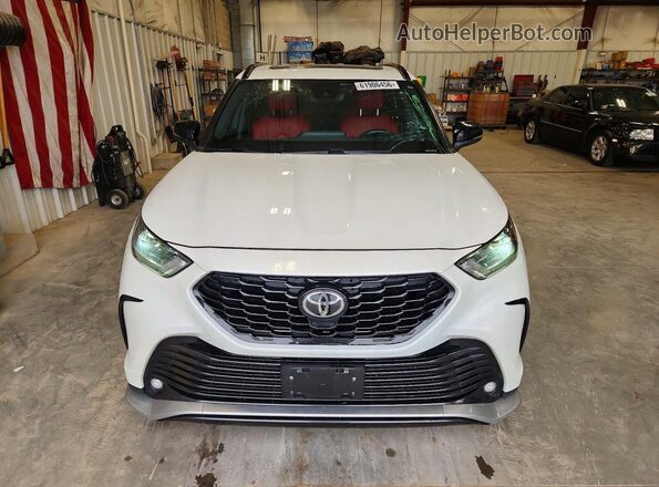 5TDJZRBH2MS073648 2021 TOYOTA HIGHLANDER White Vista frontal
