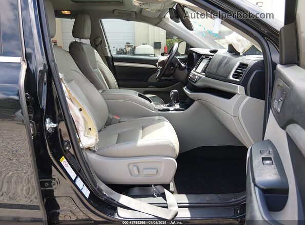 5TDJZRFH0HS458402 2017 TOYOTA HIGHLANDER Black Widok wnętrza z przodu
