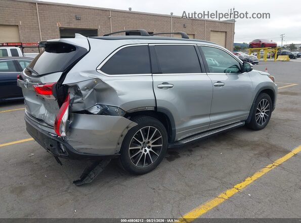 5TDJZRFH0HS478777 2017 TOYOTA HIGHLANDER Silver Tył prawy