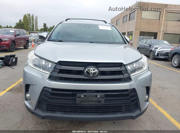 5TDJZRFH0HS478777 2017 TOYOTA HIGHLANDER Silver Widok zestawu wskaźników