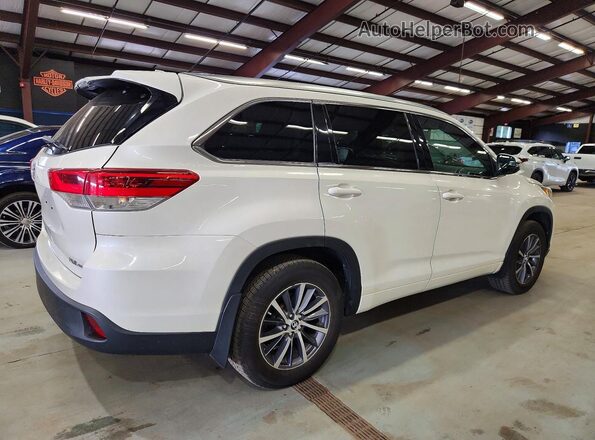 5TDJZRFH0HS513267 2017 TOYOTA HIGHLANDER White Rear right