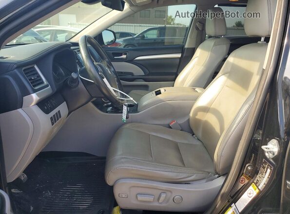 5TDJZRFH0HS522485 2017 TOYOTA HIGHLANDER Black Widok wnętrza z przodu