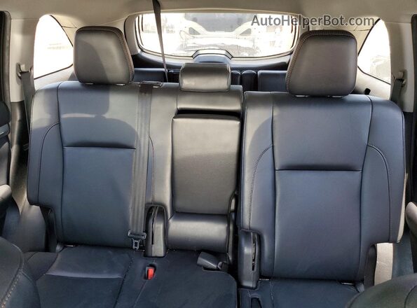 5TDJZRFH0KS582189 2019 TOYOTA HIGHLANDER Gray Widok tylnych siedzeń