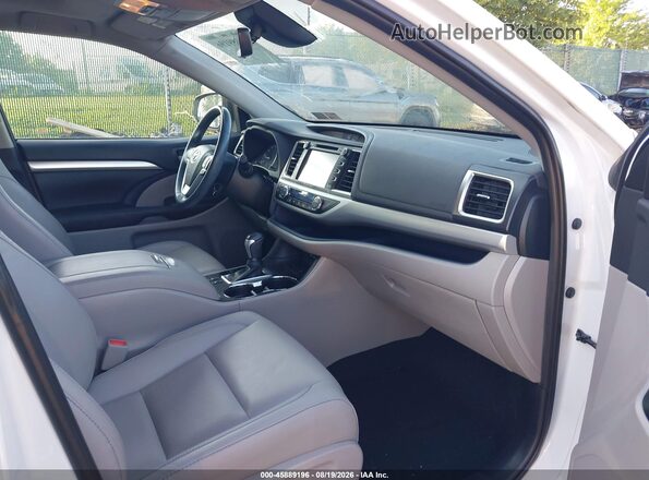 5TDJZRFH0KS597050 2019 TOYOTA HIGHLANDER Белый Вид салона спереди