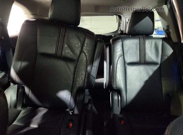 5TDJZRFH0KS603476 2019 TOYOTA HIGHLANDER White Vista de los asientos traseros