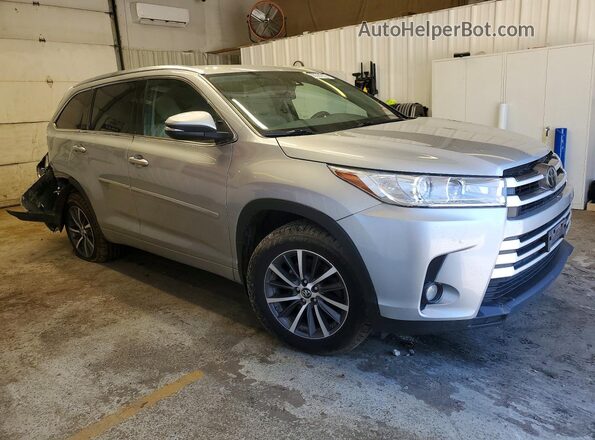 5TDJZRFH1HS453774 2017 TOYOTA HIGHLANDER Silver წინა მარჯვენა