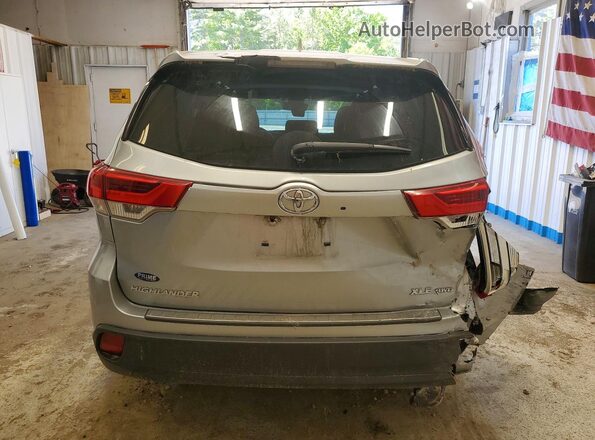 5TDJZRFH1HS453774 2017 TOYOTA HIGHLANDER Silver უკანა ხედი