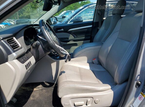 5TDJZRFH1HS453774 2017 TOYOTA HIGHLANDER Silver წინა სალონის ხედი