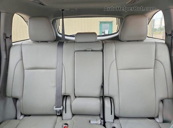 5TDJZRFH1JS532139 2018 TOYOTA HIGHLANDER Gray Widok tylnych siedzeń