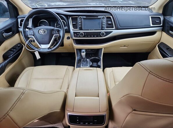 5TDJZRFH1JS902201 2018 TOYOTA HIGHLANDER Brown Vista del salpicadero