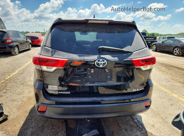 5TDJZRFH2HS383993 2017 TOYOTA HIGHLANDER Черный Вид сзади