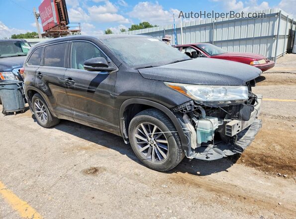 5TDJZRFH2HS383993 2017 TOYOTA HIGHLANDER Черный Передняя правая четверть