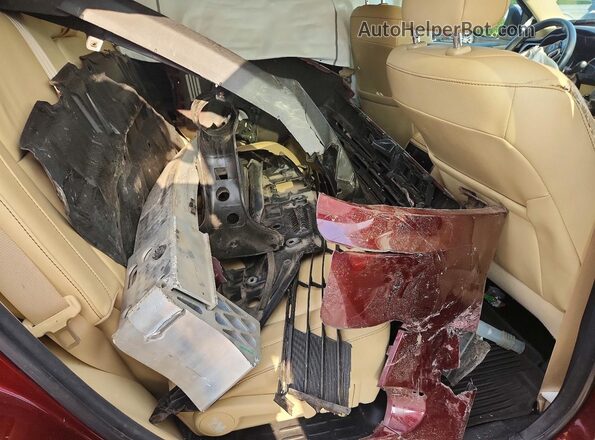 5TDJZRFH2HS384822 2017 TOYOTA HIGHLANDER Burgundy Rear interior view