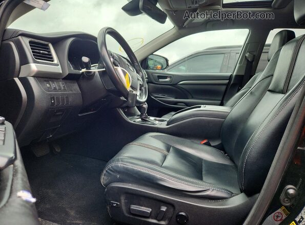 5TDJZRFH2HS394914 2017 TOYOTA HIGHLANDER Black Front interior view