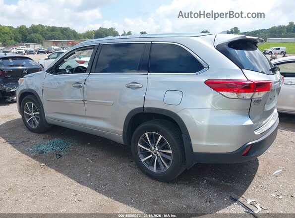 5TDJZRFH2JS523966 2018 TOYOTA HIGHLANDER Silver Trasero izquierdo