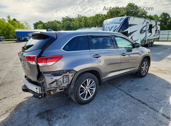 5TDJZRFH2JS801930 2018 TOYOTA HIGHLANDER Charcoal Հետևի աջ