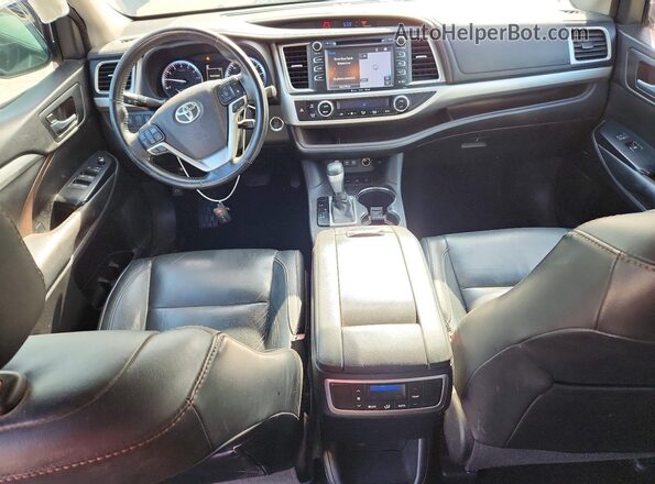 5TDJZRFH2JS801930 2018 TOYOTA HIGHLANDER Charcoal Առջևի վահանակի տեսք
