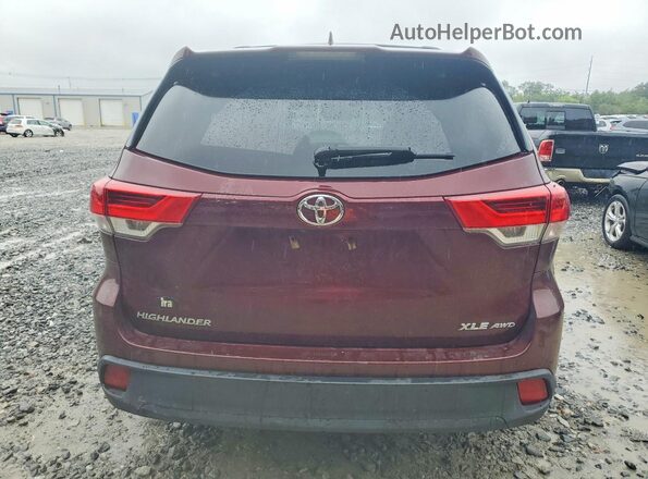 5TDJZRFH2JS840193 2018 TOYOTA HIGHLANDER Maroon Вид ззаду