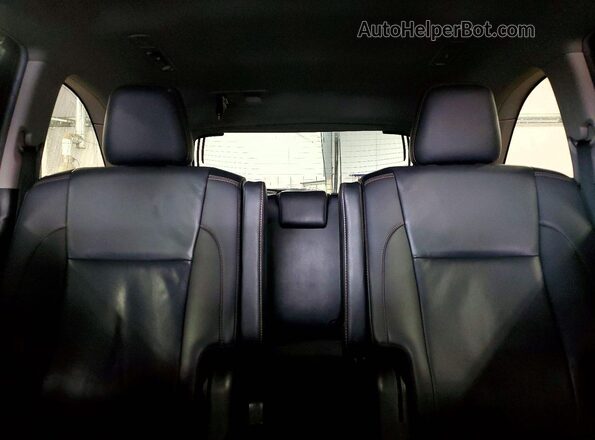5TDJZRFH2KS993920 2019 TOYOTA HIGHLANDER White Вид задніх сидінь