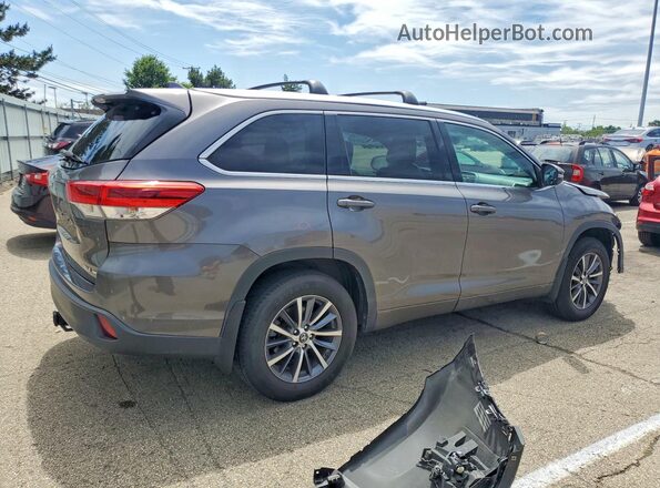 5TDJZRFH3HS401398 2017 TOYOTA HIGHLANDER Silver Rear right