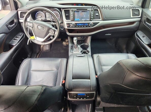 5TDJZRFH3KS614875 2019 TOYOTA HIGHLANDER White Առջևի վահանակի տեսք
