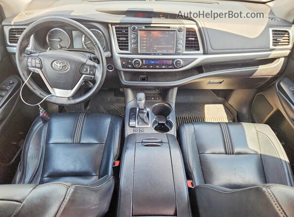 5TDJZRFH4HS456989 2017 TOYOTA HIGHLANDER Red Vista del salpicadero