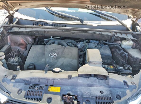 5TDJZRFH5JS845050 2018 TOYOTA HIGHLANDER Tan Widok komory silnika