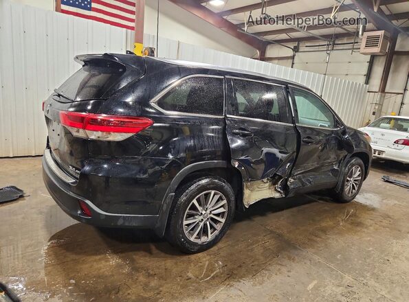 5TDJZRFH5JS884530 2018 TOYOTA HIGHLANDER Black Задня права чверть